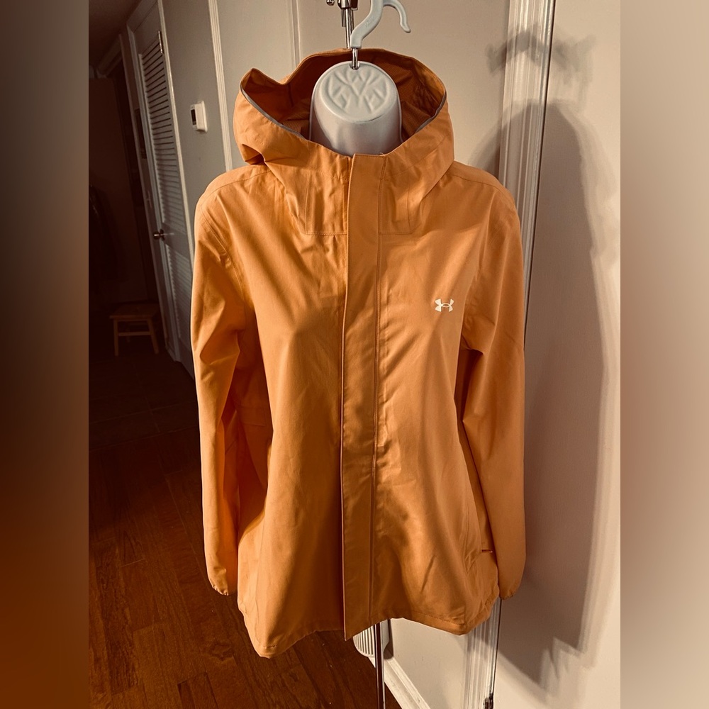 Under Armour Jacket - Picture 4 of 11